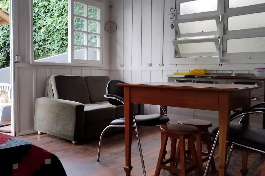 Romantica Casa Lilas Florianópolis 0*,  巴西